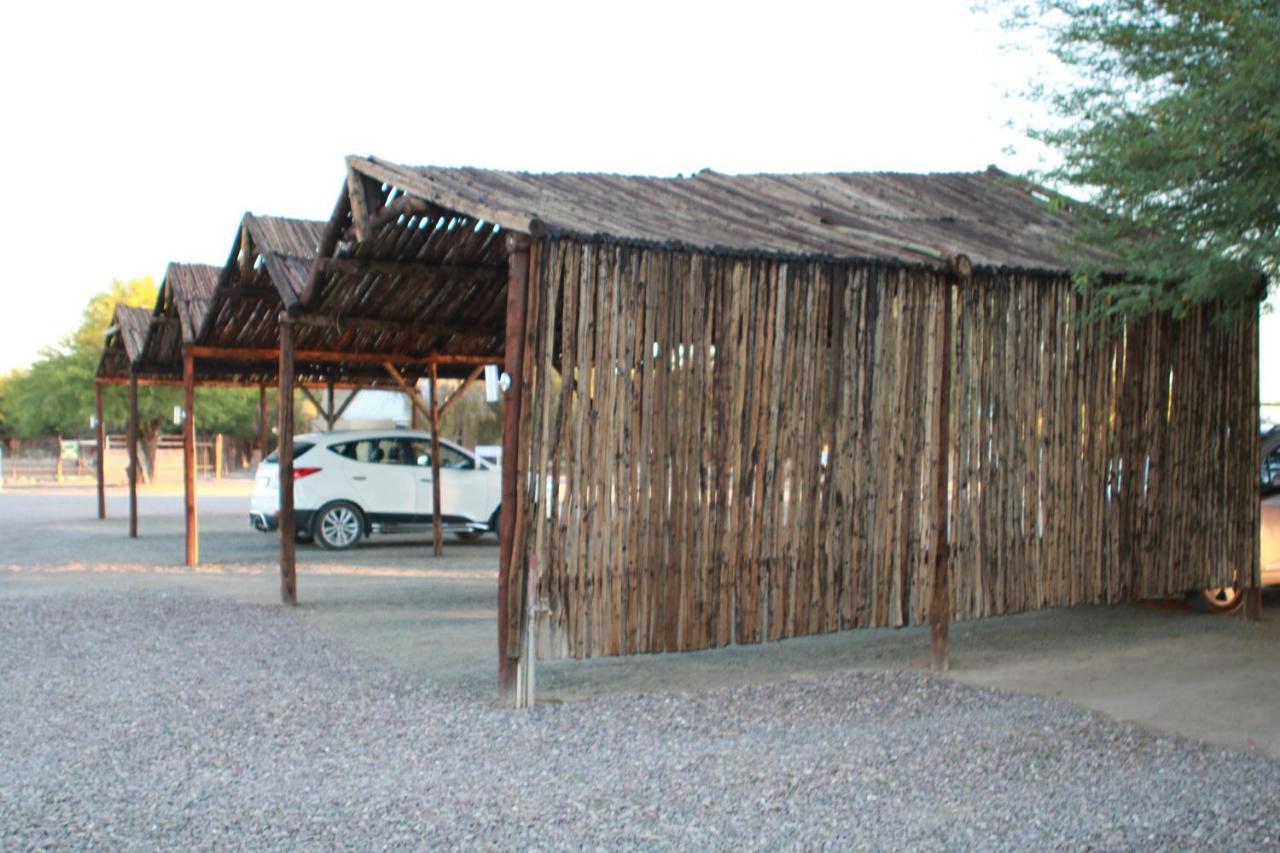 Maritz Country Lodge Keetmanshoop Exteriér fotografie